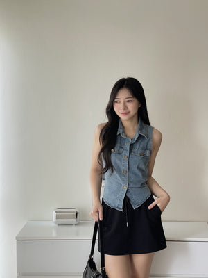 Collar Back Ribbon Top / 牛仔翻领后系带上衣