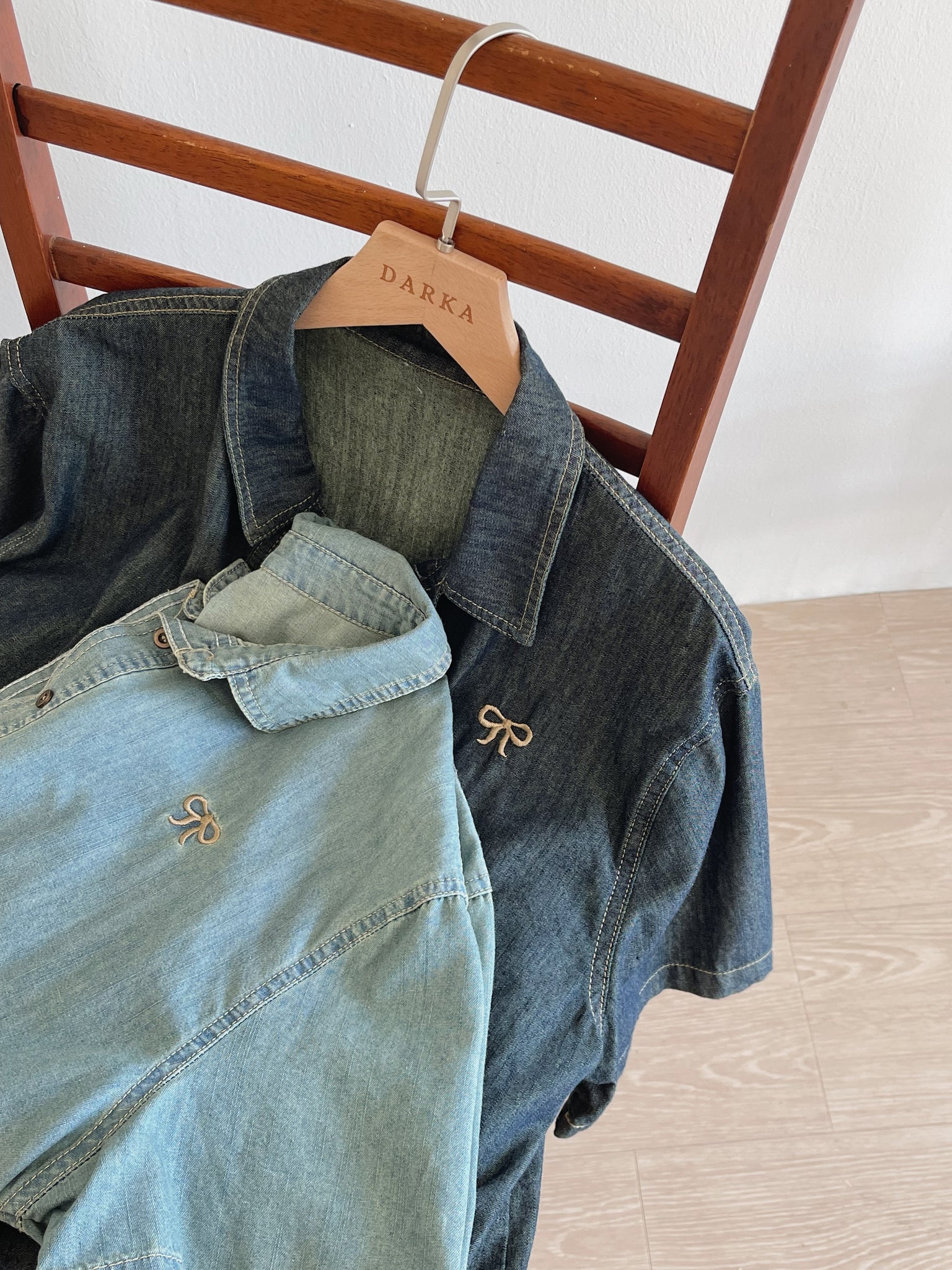 Ribbon Embroidered Outer Shirt / 刺绣软牛仔衬衣