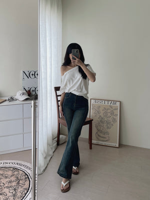 Fit Stretch Bootcut Jeans / 弹力微喇叭牛仔裤