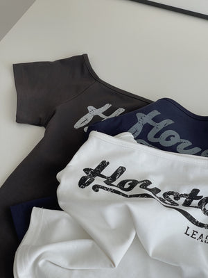 Letter Print  Slanted Shoulder Tee / 美式字母宽肩斜肩T恤
