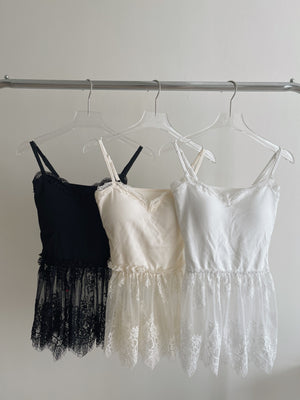 Lace Hem Padded Inner Singlet / 蕾丝衣摆带胸垫内搭