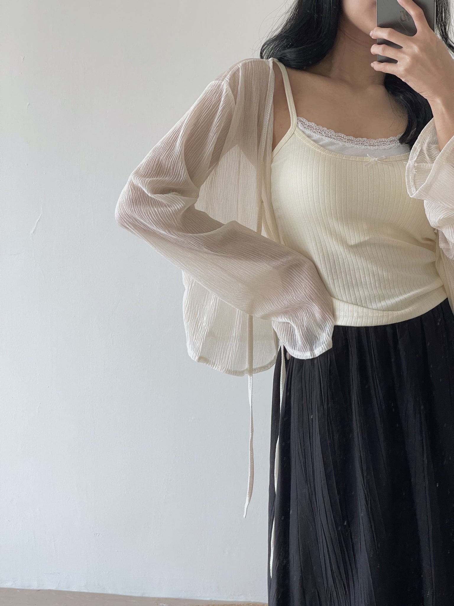 Lacey Edge Padded Singlet / 蕾丝花边胸垫吊带