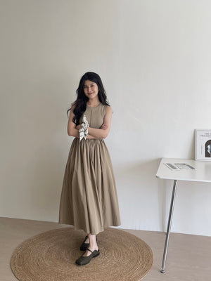 Cassia Ribbed Spliced Dress / 背心拼接连身长裙