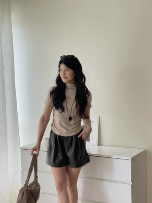 Pendant Mock Neck Top / 小吊坠半高领打底上衣