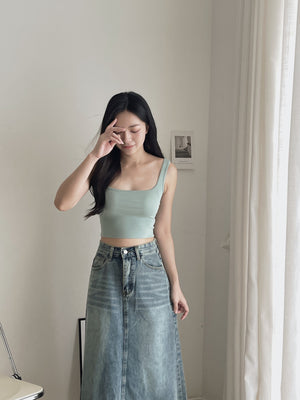 Square Neck Padded Tank Top / 方领胸垫背