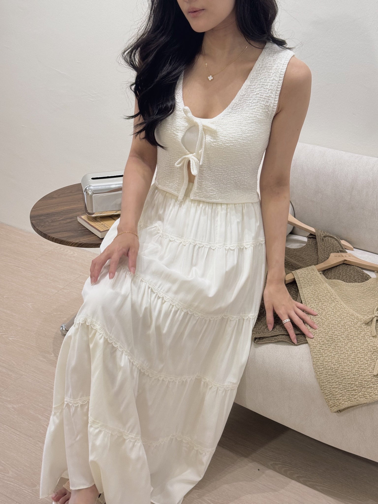 Lace Trim Midi Skirt / 蕾丝边半身长裙