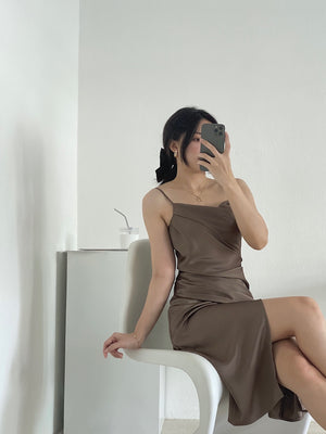 Camila Satin Dress / 開衩緞面吊帶裙
