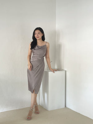 Camila Satin Dress / 開衩緞面吊帶裙