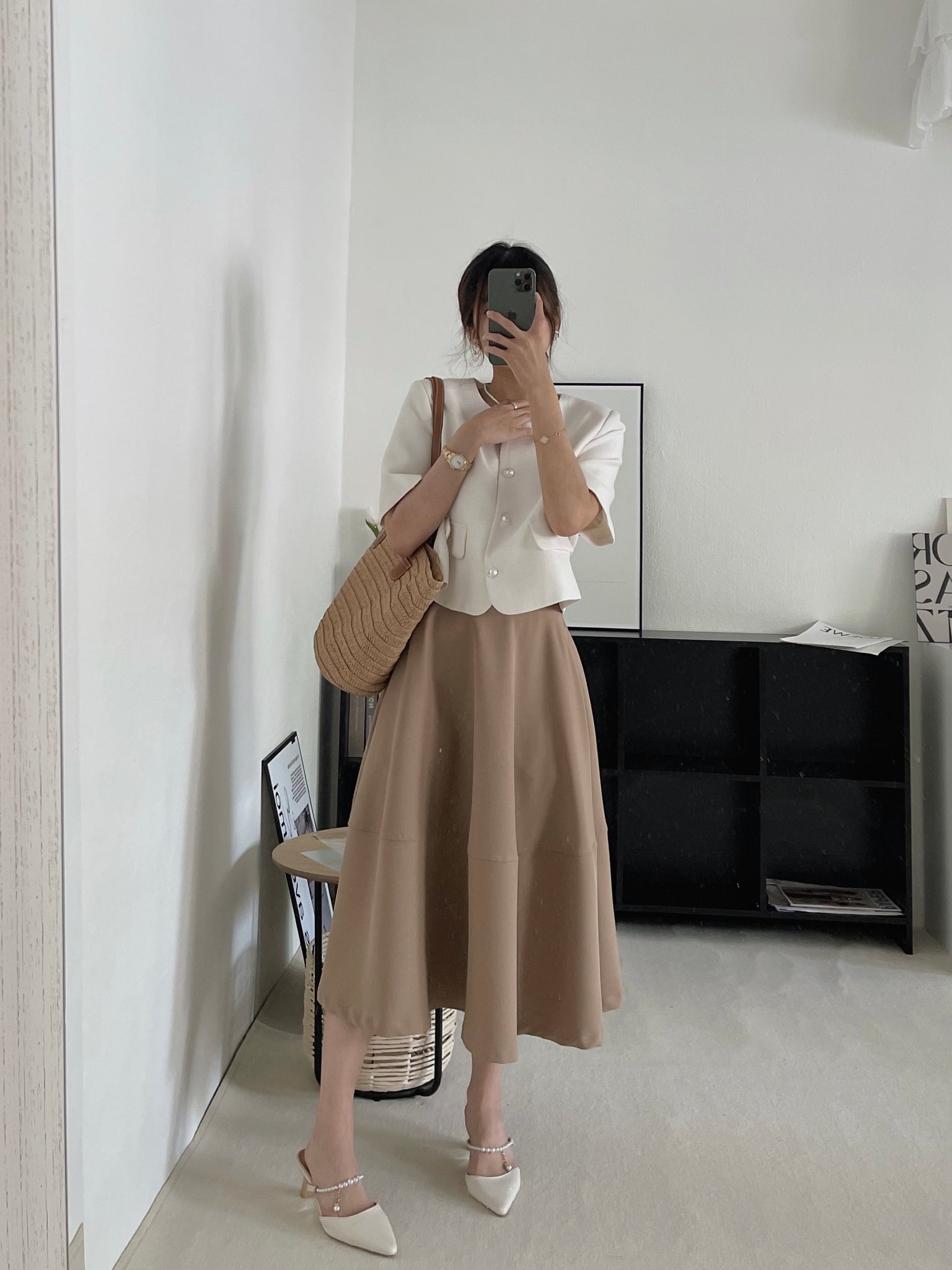 Alaia Flared Midi Skirt / 抗皱西料伞摆裙
