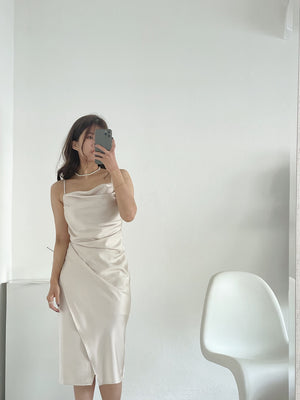 Camila Satin Dress / 開衩緞面吊帶裙